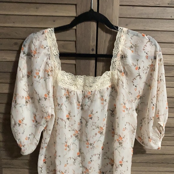 Love 21 - Women’s Blouse (Lg) - Picture 3 of 6